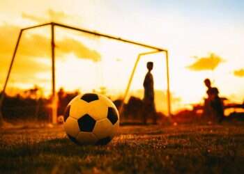 משחקים 90 דקות: כדורגל ספרותי בניחוח צרפתי