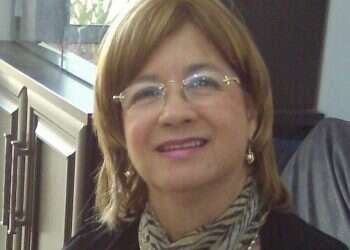 האישה שיילדה אלפי תינוקות הוכרעה על ידי הקורונה: "נתלשה לנו חתיכה מהחיים"