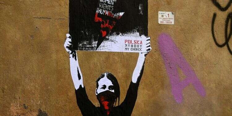 ראויות העגונות ומסורבות הגט שעניינן יעמוד לנגד עינינו בכל ימות השנה. צילום: EPA מערכת המשפט בהולנד מתגייסת למען נשים עגונות