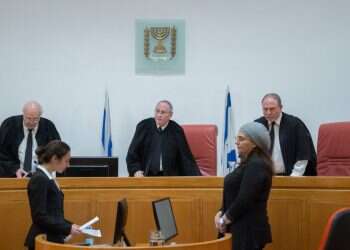 דיון בבית הדין הרבני בישראל בתיק עגונה בשנת 2017. אילוסטרציה. צילום: Flash 90 מערכת המשפט בהולנד מתגייסת למען נשים עגונות