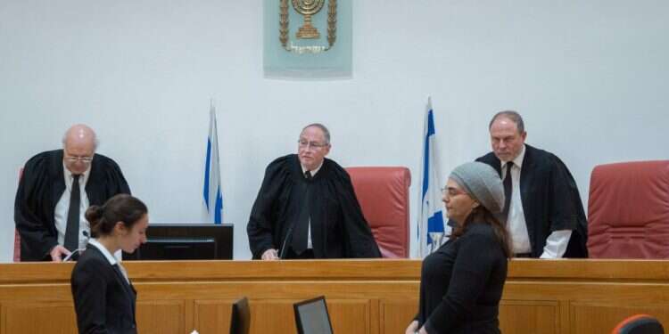 מערכת המשפט בהולנד מתגייסת למען נשים עגונות