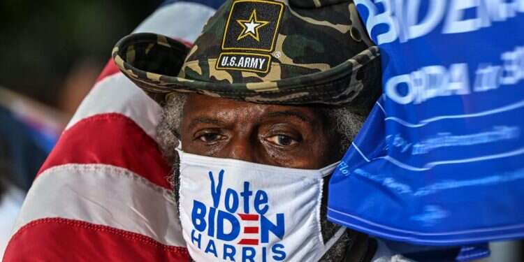 עצרת תמיכה בג'ו ביידן. צילום: AFP ביידן הוא לא טראמפ, וזה מספיק