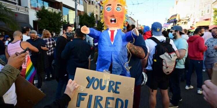 את טראמפ צריך לבחון כמנהיג, לא כחתן