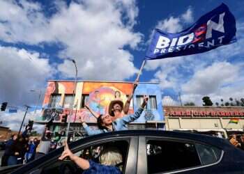 כרטיס צהוב לכחולים: טראמפ הפסיד, הרפובליקנים ניצחו