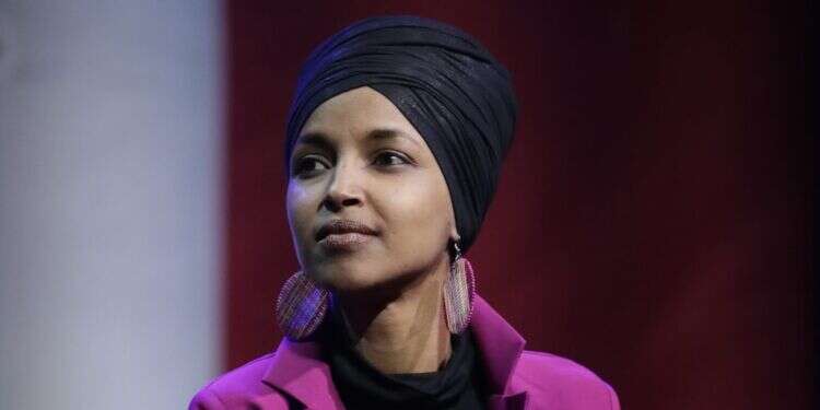 המבחן הראשון של ג'ו ביידן: להיענות לדרישות תומכיו המוסלמים