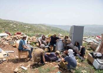 הסנגורית של נוער הגבעות