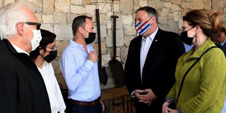 הדוד מאמריקה: פומפאו הביא שתי מתנות יקרות לישראל