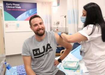 החיסון הישראלי לקורונה: החל שלב הניסוי בבני אדם