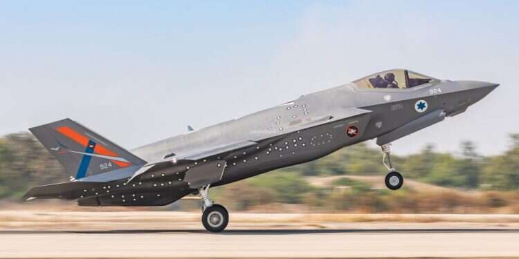 אדיר ניסוי בבסיס חיל האוויר תל נוף. צילום: עמית אגרונוב דוברות חיל האוויר
המטוס החדש שמשנה את המשוואה בשמי מזרח התיכון