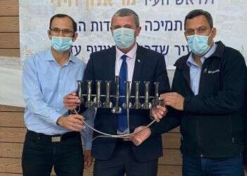 האם רפי פרץ מעביר את השרביט?