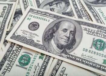 הדולר בשפל של 12 שנה מול השקל, וצפוי לרדת עוד