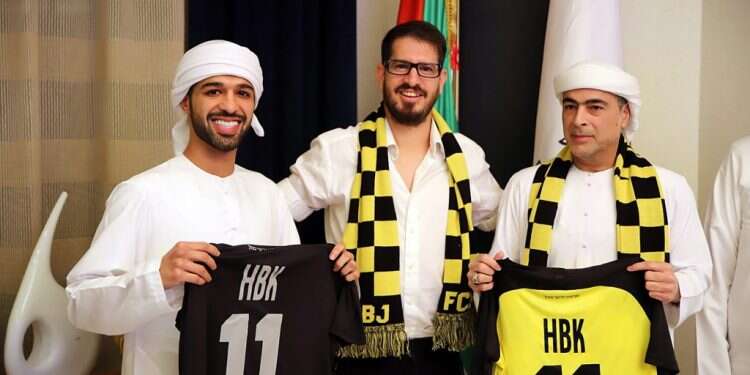 שלום על המגרש