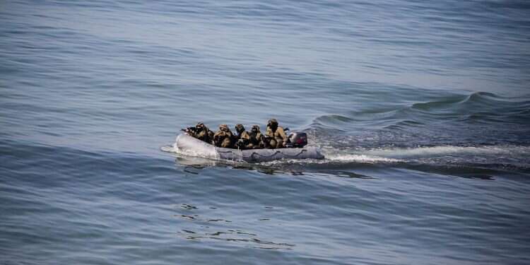 צוללנים של חמאס בתרגיל מטכ תרגיל המטכ"ל של חמאס: הרווח כולו של צה"ל