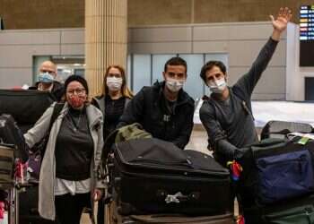 מסיימים בעלייה: עשרות עולים נחתו בישראל ביום האחרון של השנה