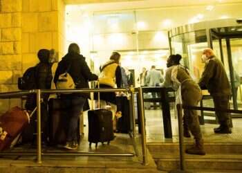 מאמץ לבלום את התפרצות הזן החדש: יוקשחו התנאים לשחרור מבידוד