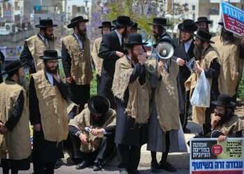 ליבו במזרח: רומן ביוגרפי חוצה יבשות