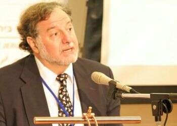 "בדמוקרטיה אי אפשר להפריד את הדת מהפוליטיקה"