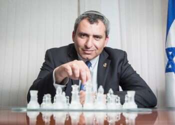 בלי כבוד עצמי: איך הופכים מאה לאפס בערב אחד