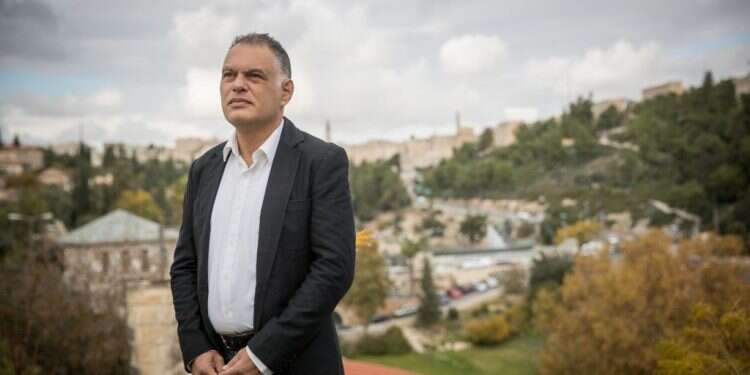 "אצלנו אנטיוכוס אפיפנס הוא גיבור לאומי"