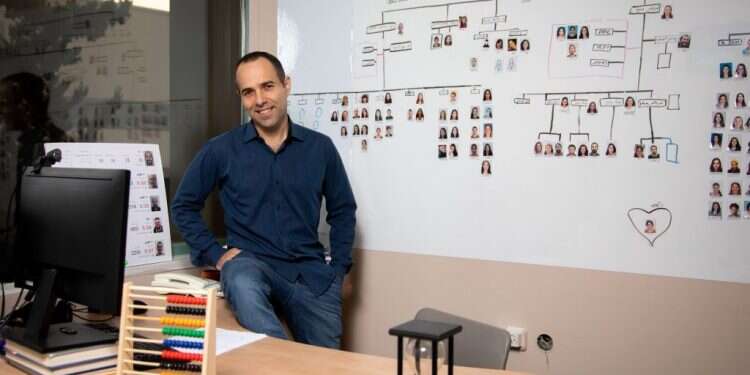 נוחם אוחנה, מנהל אתר  צילום: אריק סולטן