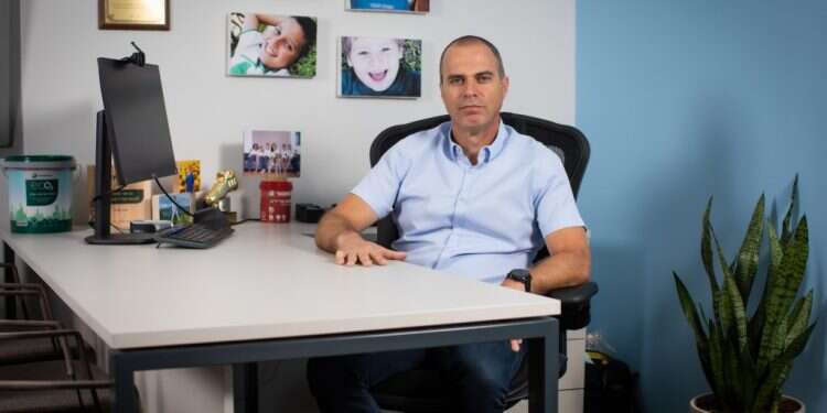 המשכורת הראשונה של מיכה שרייר