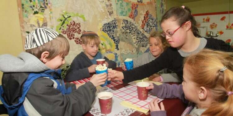 ילדים בחינוך המיוחד. למצולמים אין קשר לכתבה. צילום: מרים צחי החינוך ל"קבלת האחר" צריך להתחיל בהיכרות בגיל הרך