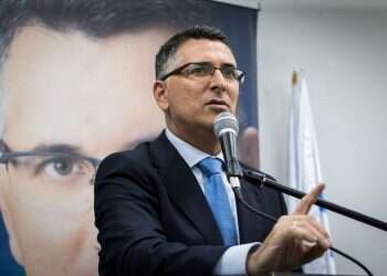 המפלגה החדשה של גדעון סער: אתגרים והזדמנויות