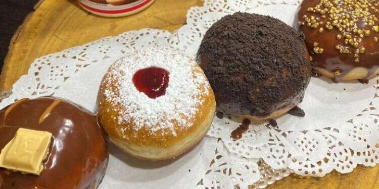 סופגניות מתערובת להכנת סופגניות של מלכת הג'לי. צילום: יחצ מתנות לחג הכי מואר בשנה