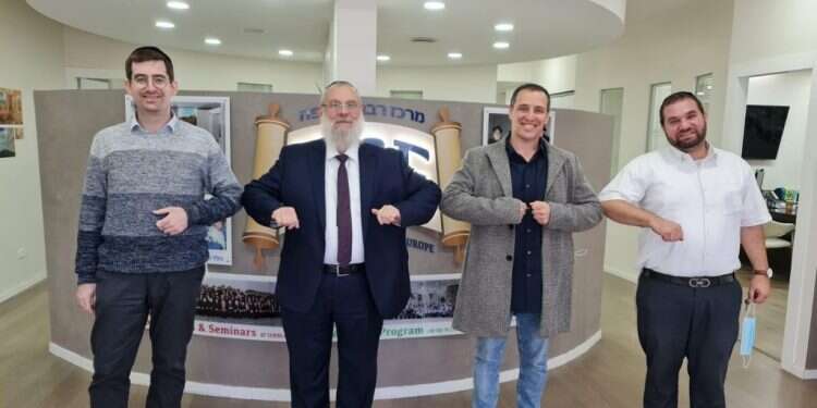 רבנים מקימים ארגון חסד בסגנון "יד שרה" לסיוע ליהודי אירופה