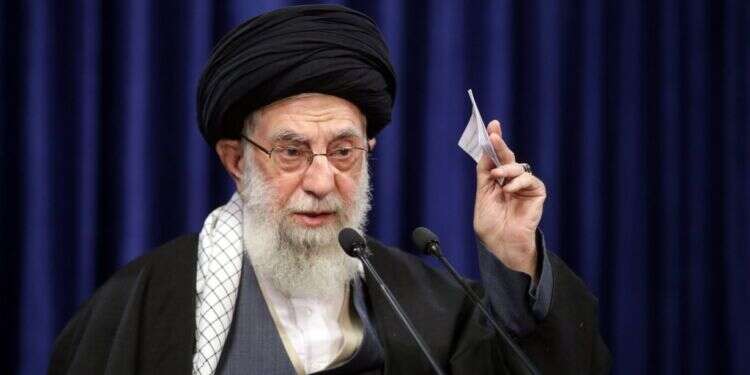 עלי חמינאי. צילום: EPA עלי חמינאי. צילום: EPA