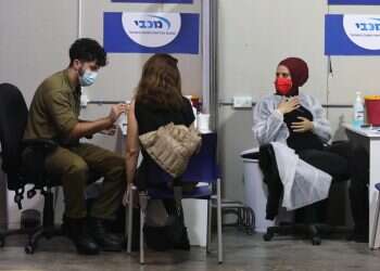 נתונים ראשונים: רמת יעילות מדהימה בחיסוני פייזר