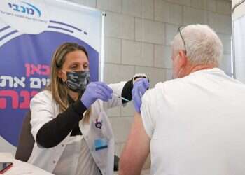 החיסון עובד: רק 66 נדבקו בקורונה מתוך כרבע מיליון מתחסנים