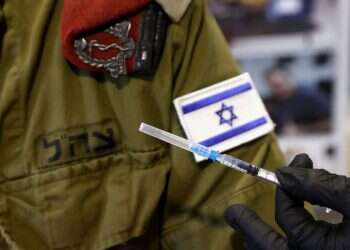 הפסקת חיסון החיילים ותגבור המערך האזרחי: בצה"ל נערכים לסגר השלישי