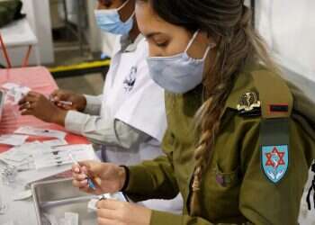 הפסקת חיסון החיילים ותגבור המערך האזרחי: בצה"ל נערכים לסגר השלישי