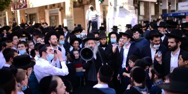 בני ברק, השבוע. צילום: תומר נויברג, פלאש 90 מותר להשוות: חוזה חדש עם החרדים