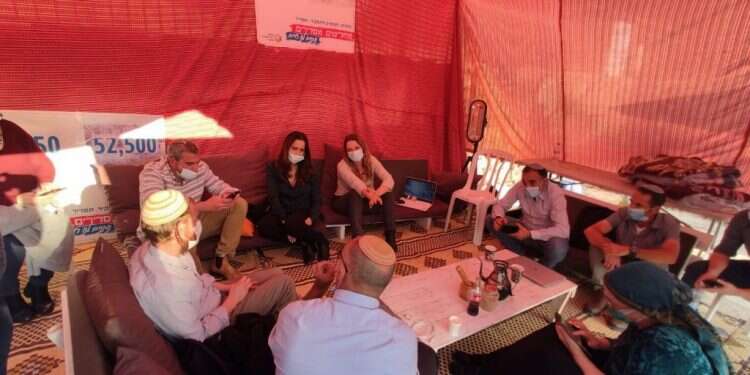 מאהל המחאה של ההתיישבות הצעירה. צילום: פורום ההתיישבות הצעירה "לא חלמתי שנצטרך להגיע לכך": ראשי ההתיישבות הצעירה שובתים רעב