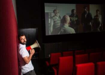 האם עדיין צריך בתי ספר מגזריים לאומנויות?