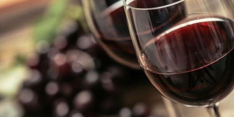 כשיין אחד איבד את סגולתו, השני הרוויח אותה. צילום: שאטרסטוק למלא את החלל: מחירה הכפול של הסגולה היהודית