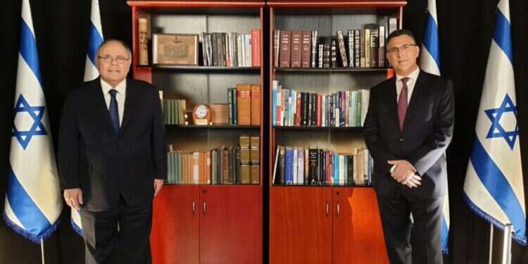 גדעון סער ודני דיין. באדיבות תקווה חדשה דני דיין חבר לסער: "מחויב לצורך בהחלפת השלטון"