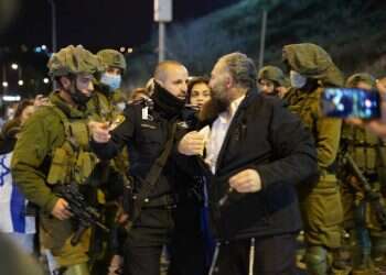 מכה קלה או תקיפת קצין? מה באמת ארע סמוך לקדומים