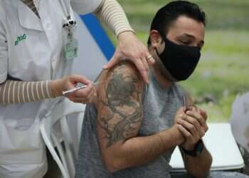 מחקרים בישראל: מחוסני קורונה שחלו מדבקים פחות