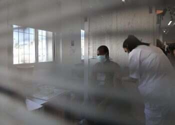 שאשא־ביטון טועה, עיצומים הם הדרך היעילה לעודד התחסנות