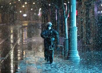 הסערה הגדולה בעיצומה: השלג הגיע לירושלים וליישובי בנימין