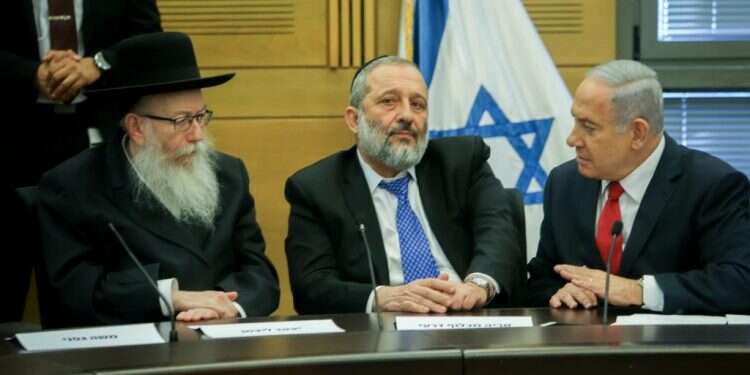 נתניהו, דרעי וליצמן בנובמבר 2019. צילום: אורן בן חקון  הנאמנות המתפוררת של בלוק הימין