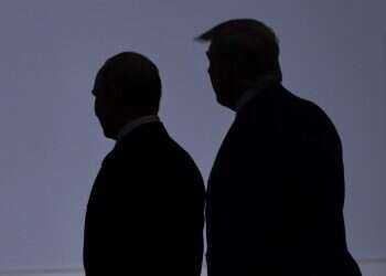 סוכן קג"ב: הקשר הרוסי של טראמפ מתקיים כבר 40 שנה