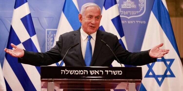 האנטי־ביביסטים הם החברים הכי טובים של נתניהו