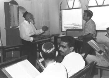 מהעבר לעתיד: מסע בנתיב חייו של הרב אלימלך מלר