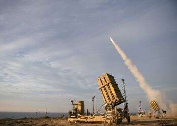 מערכת כיפת ברזל בפעולה. צילום: אגף דוברות והסברה, משרד הביטחון חדשה, מתקדמת ומצליחה: כיפת הברזל הימית בפעולה