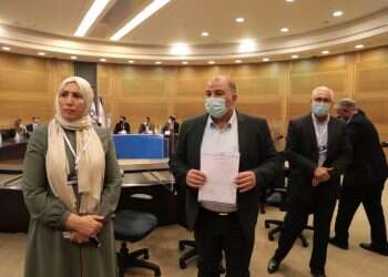 אפקט הפיצול: במשותפת חוששים מזליגת קולות לימין