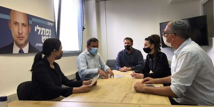 מפלגות הימין החדשות בונות מערך שטח כמשקל נגד לליכוד